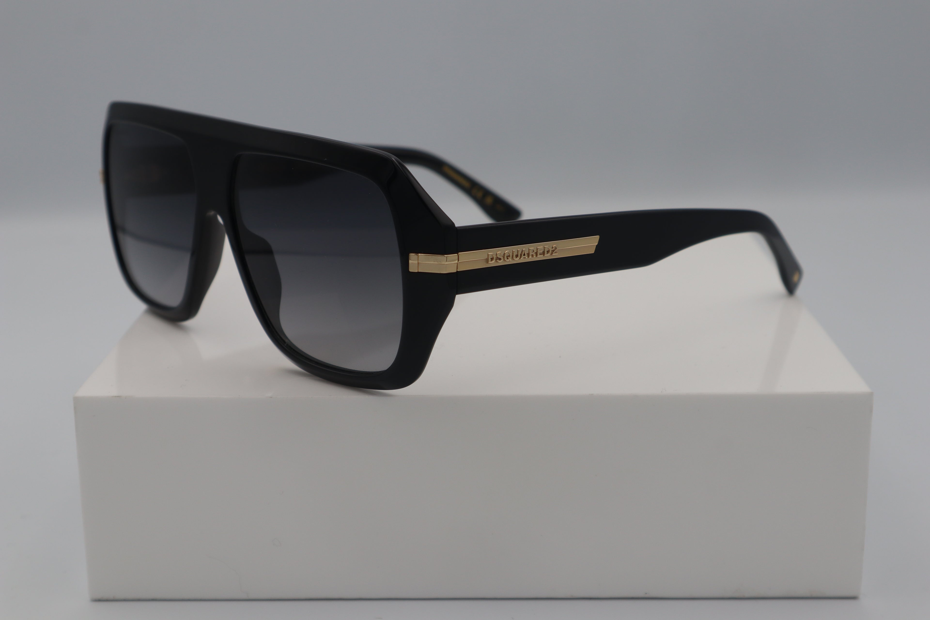 DSQUARED2 D2 0160/S