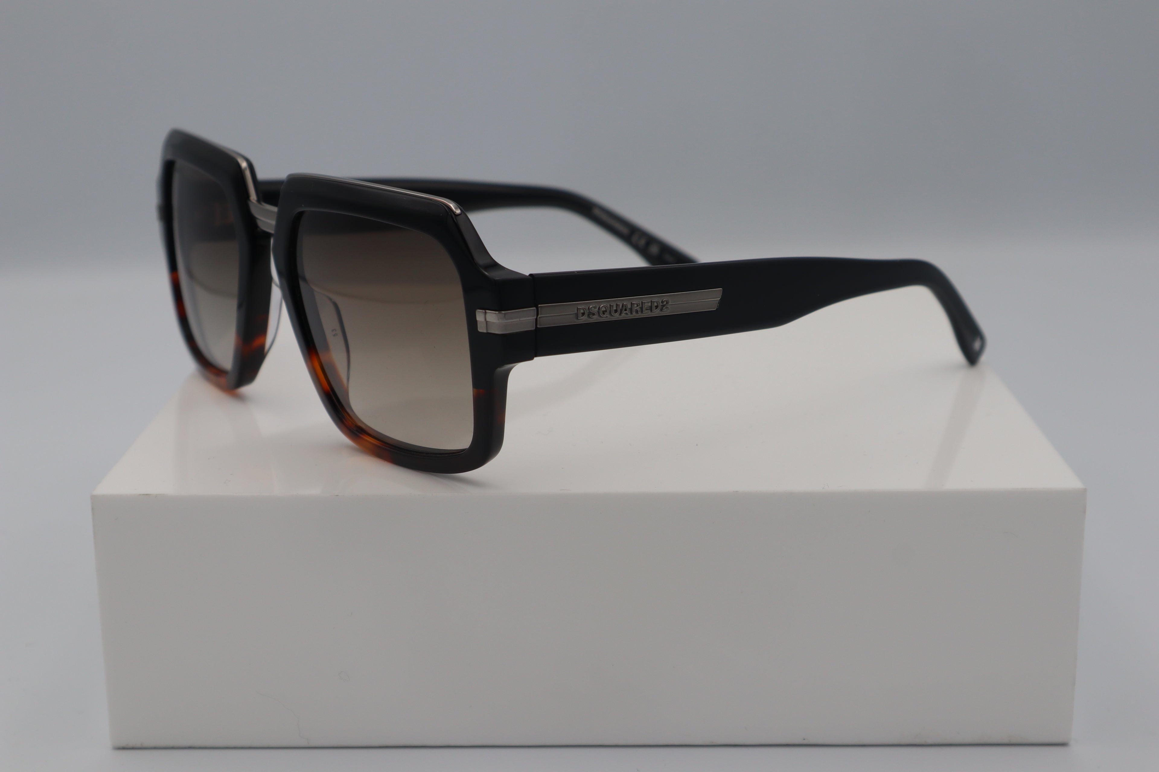DSQUARED2 D2 0159/S