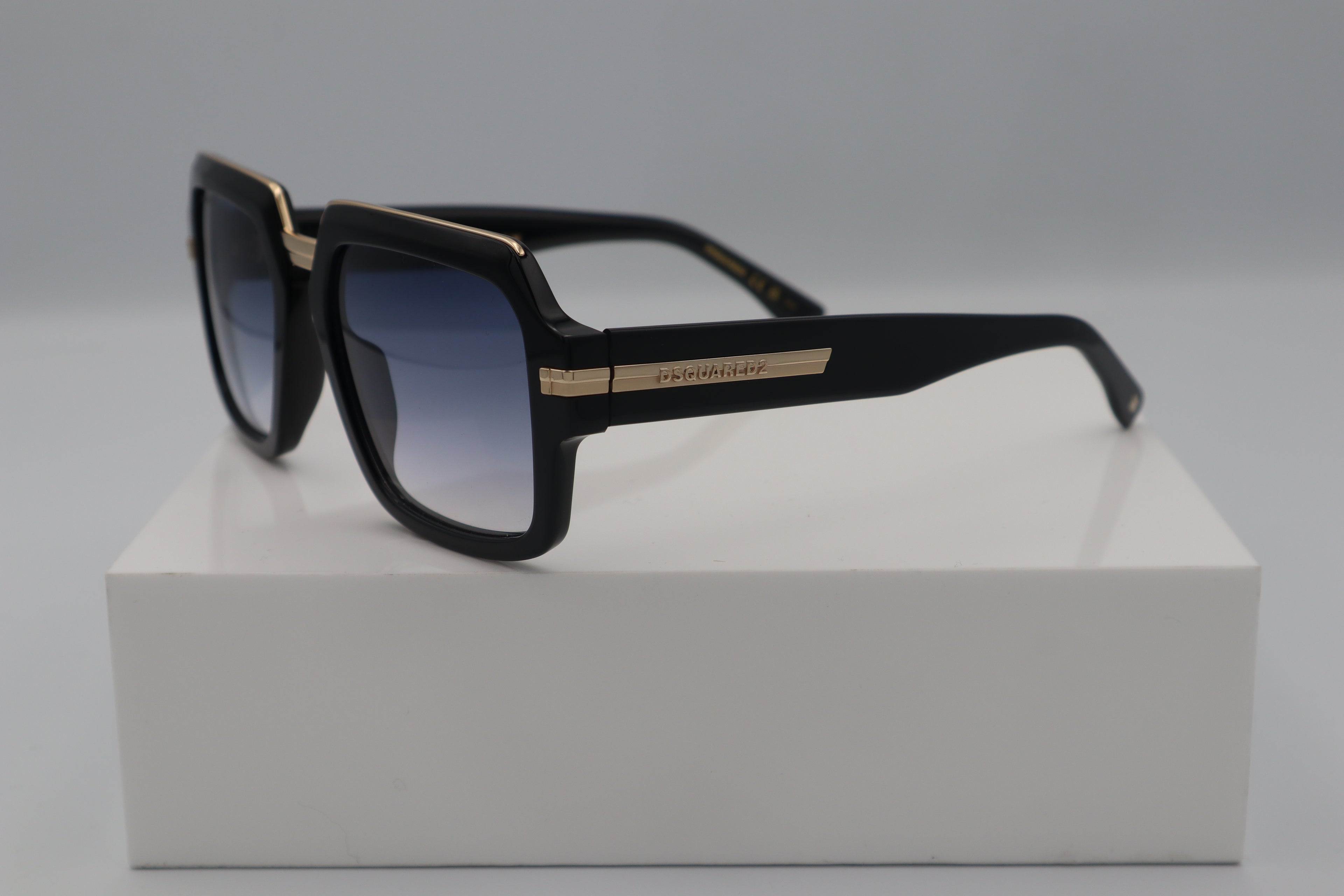 DSQUARED2 D2 0159/S