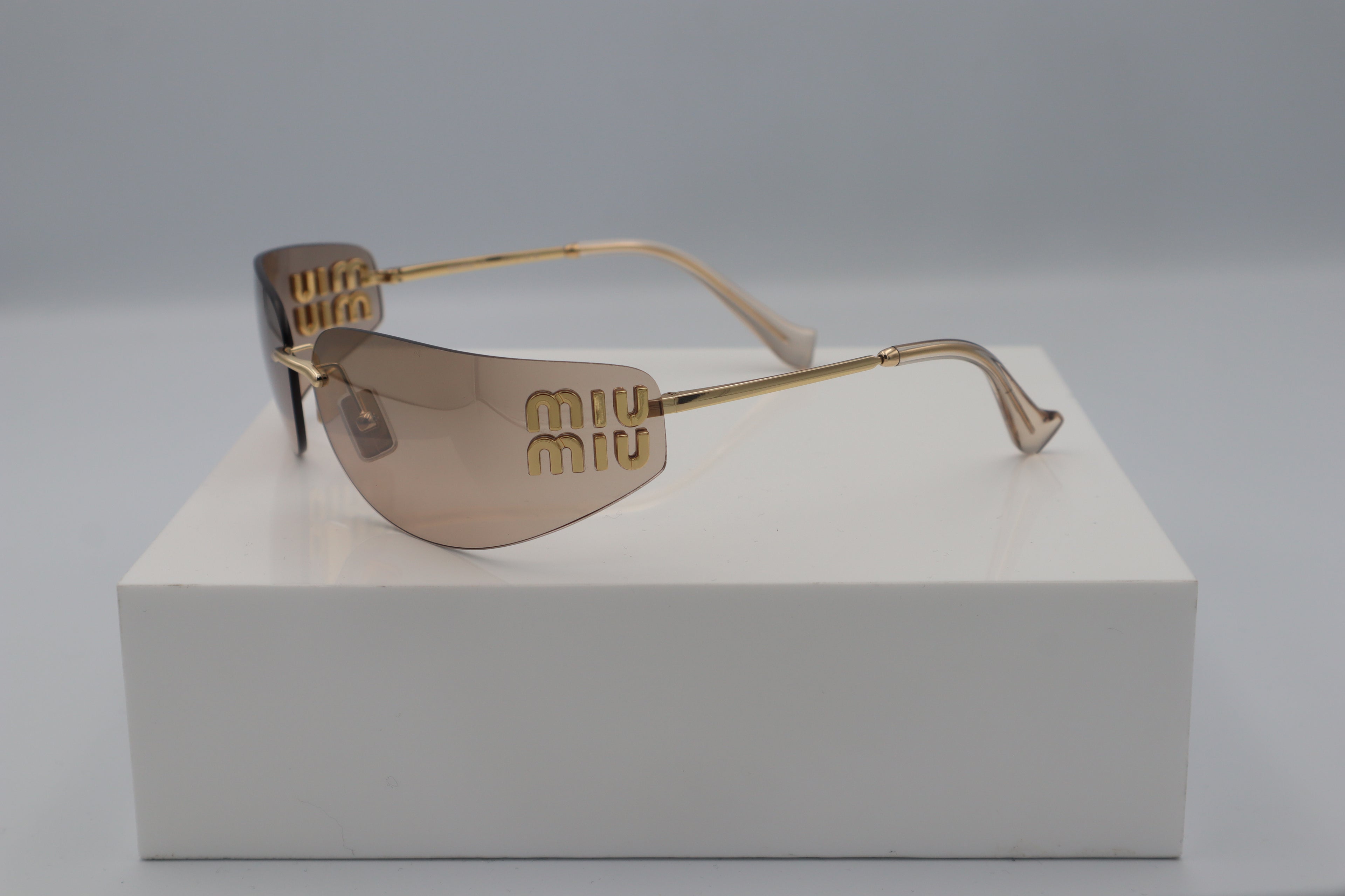 MIU MIU SMU A51