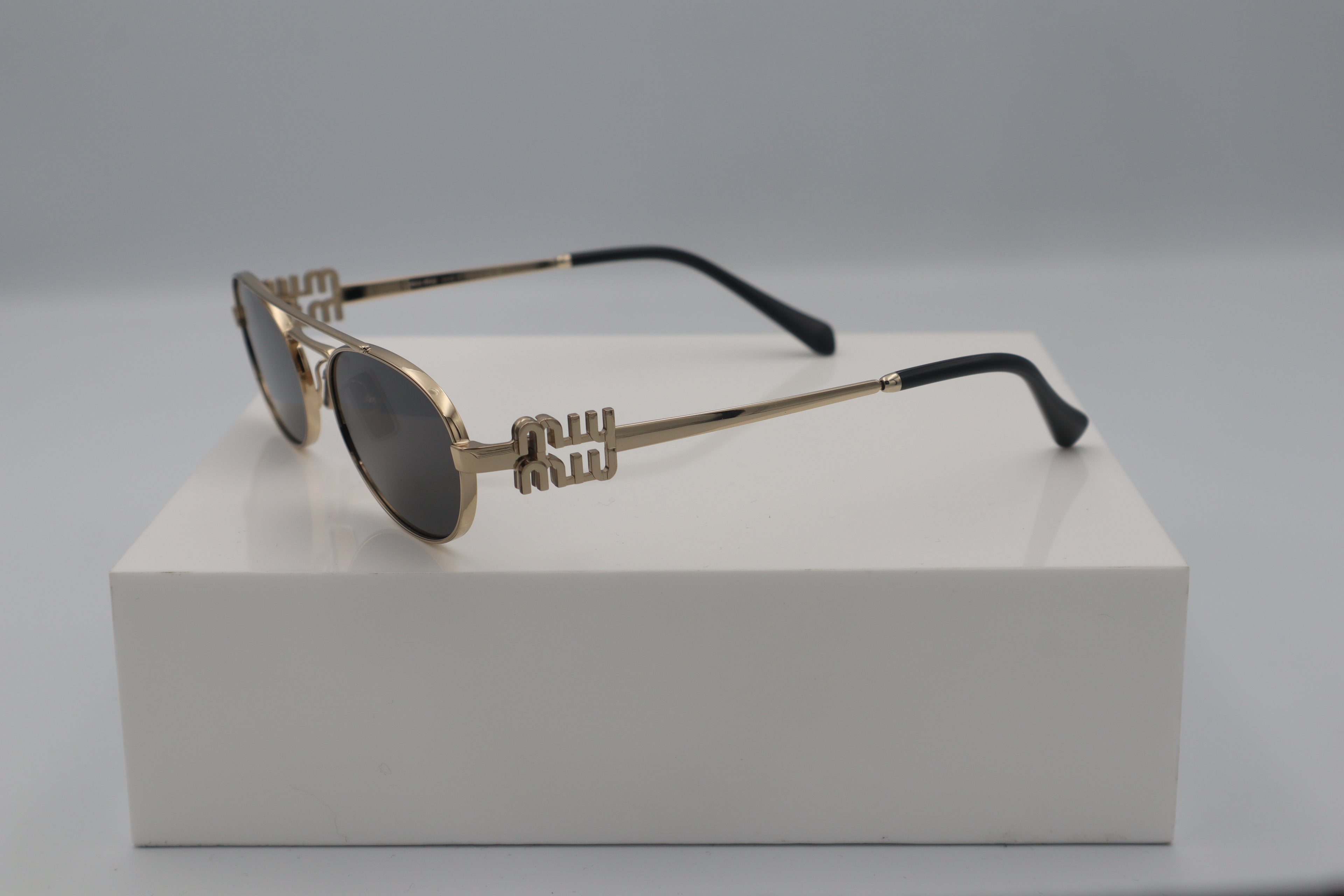 MIU MIU SMU 54Z