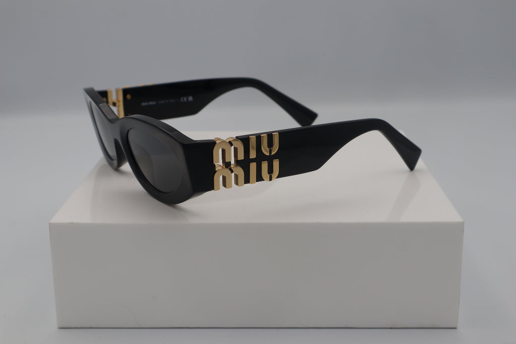 MIU MIU SMU 11W