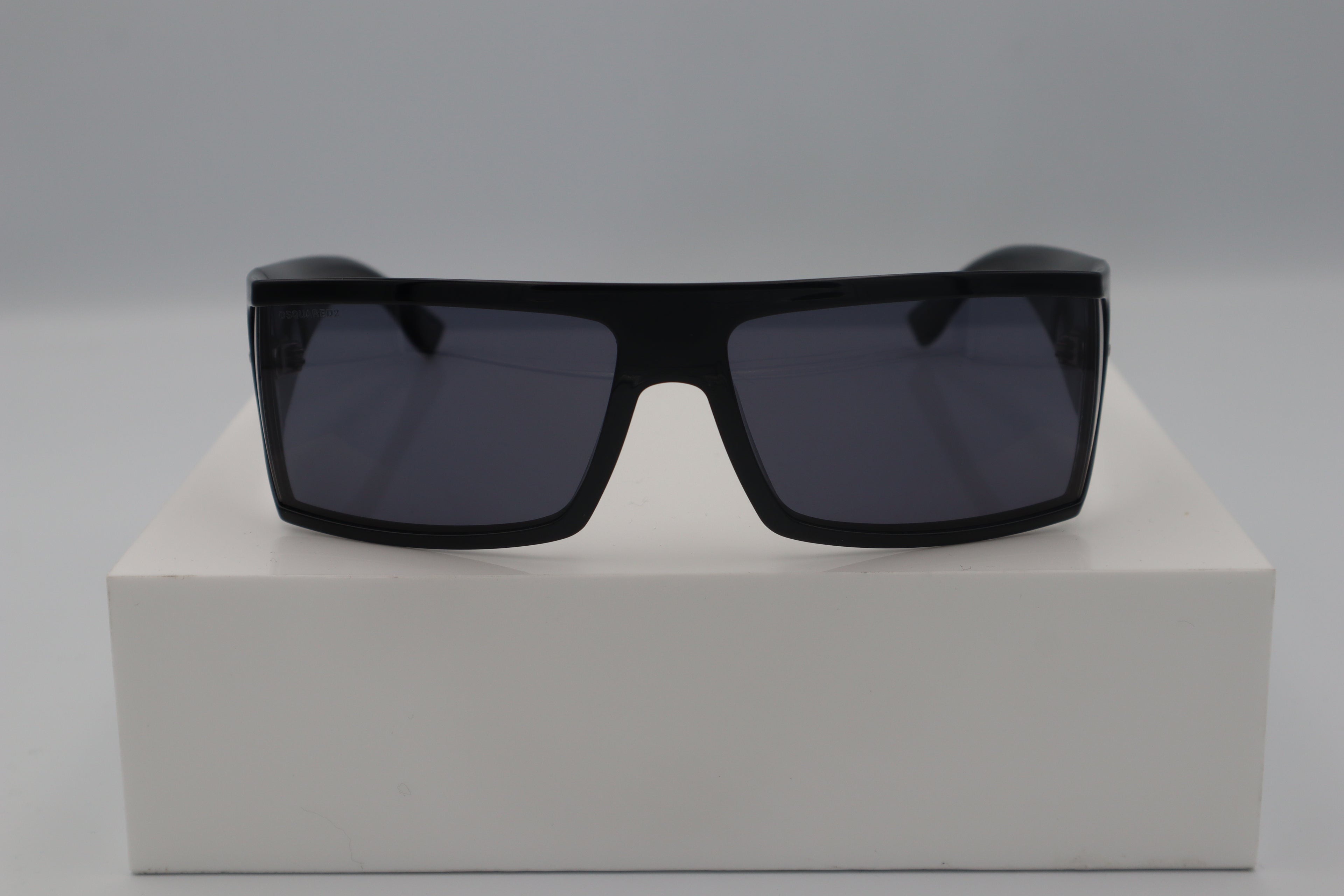 DSQUARED2 D2 0140/S