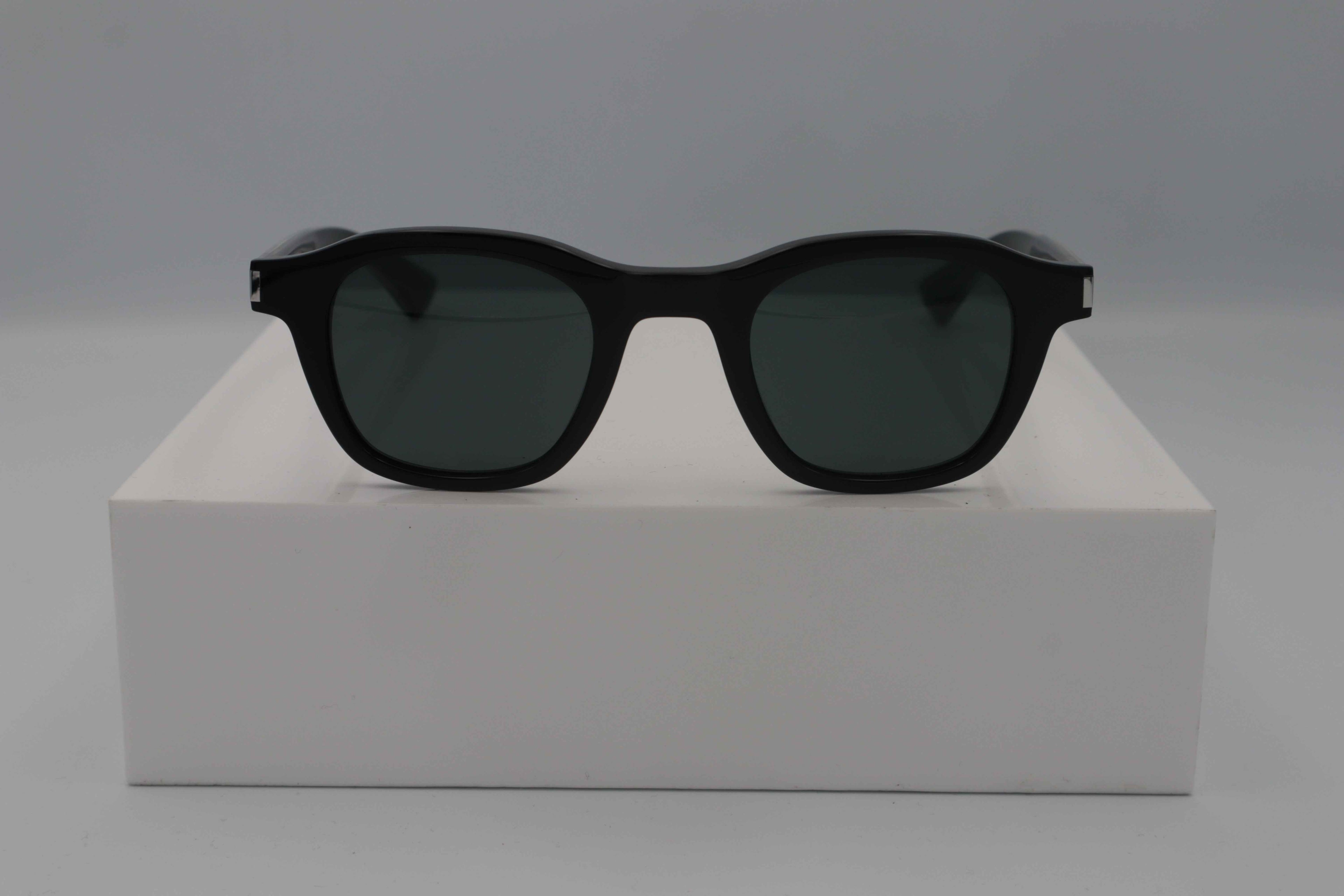 SAINT LAURENT SL 880