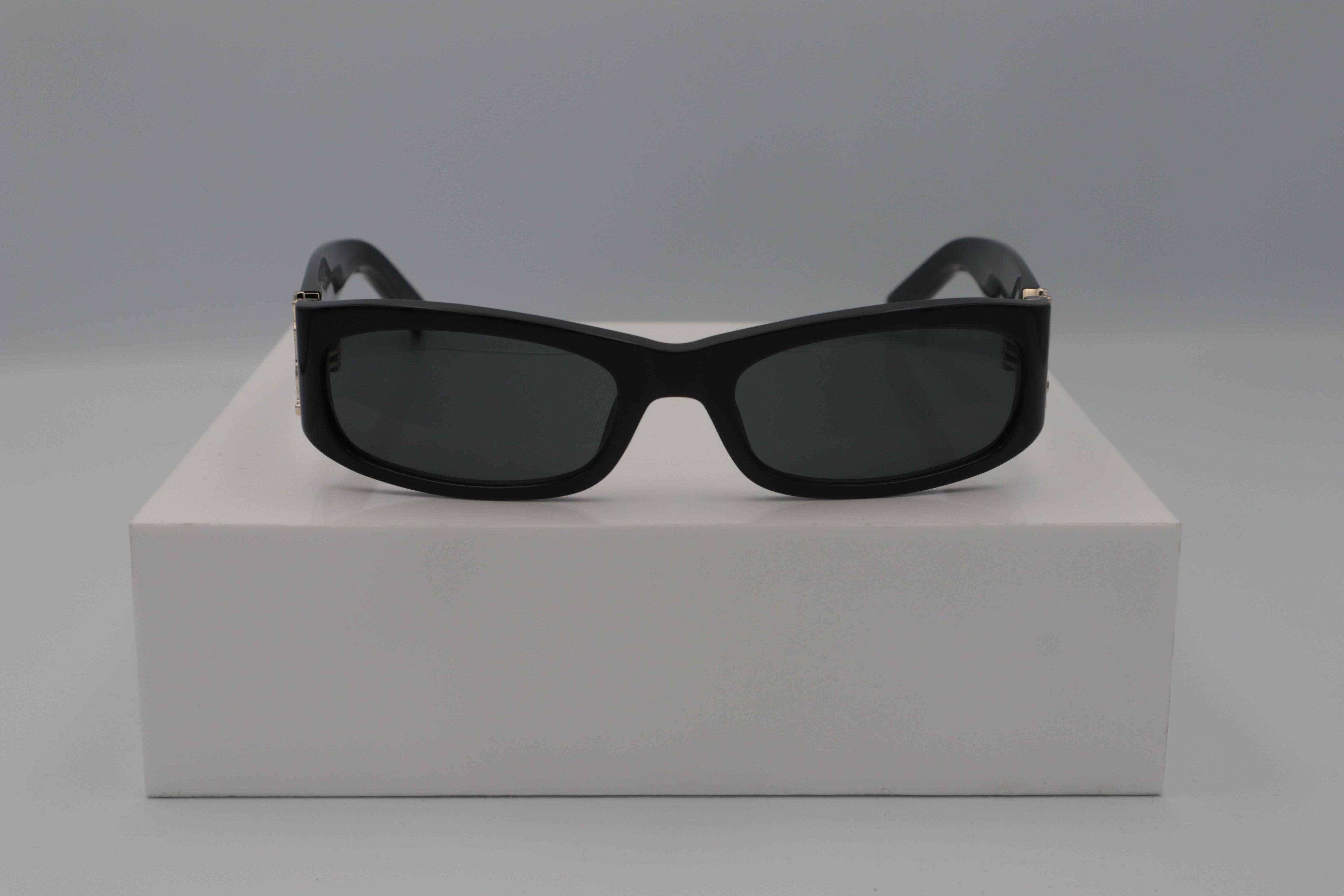 SAINT LAURENT SL M152