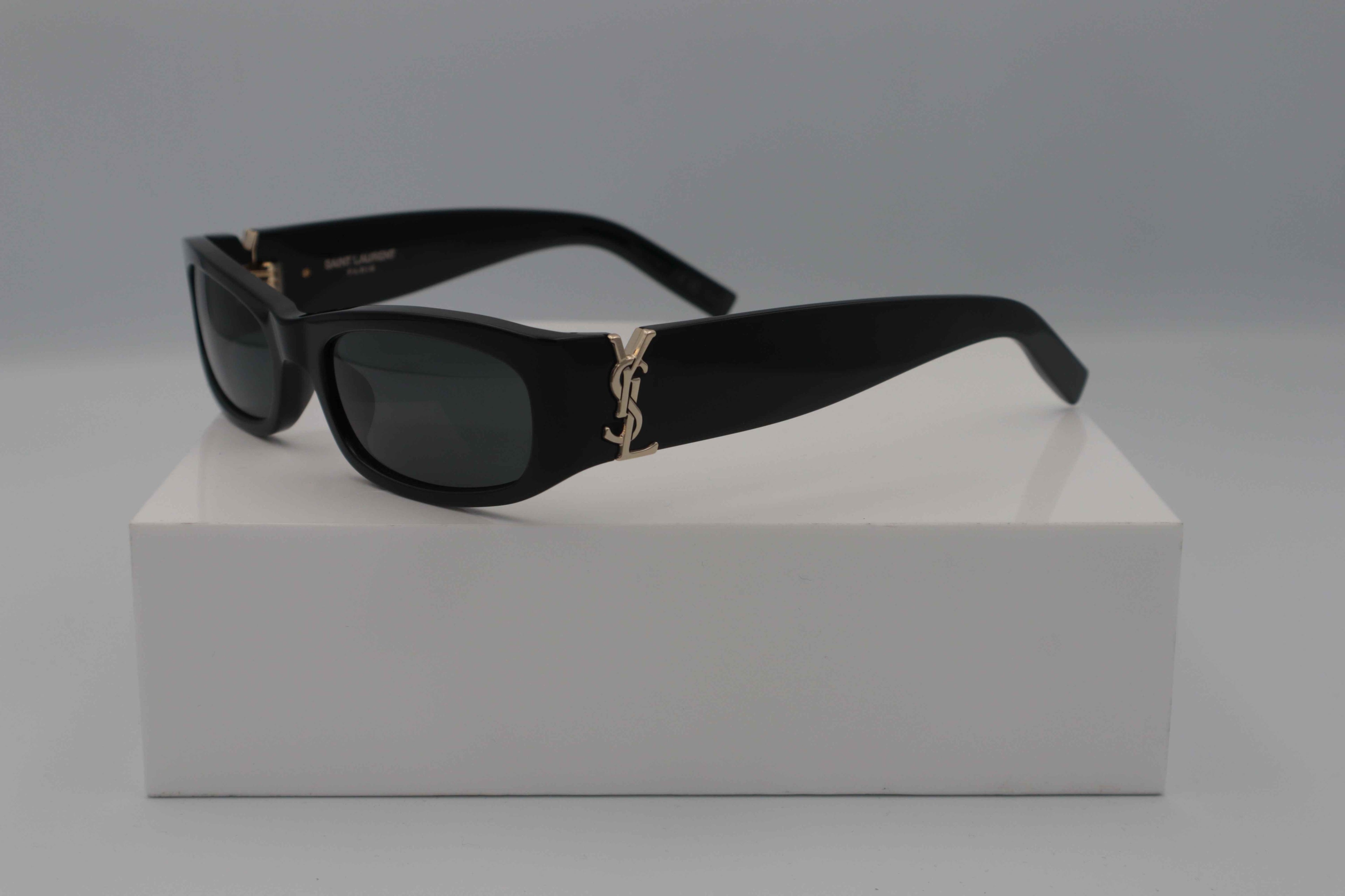 SAINT LAURENT SL M152