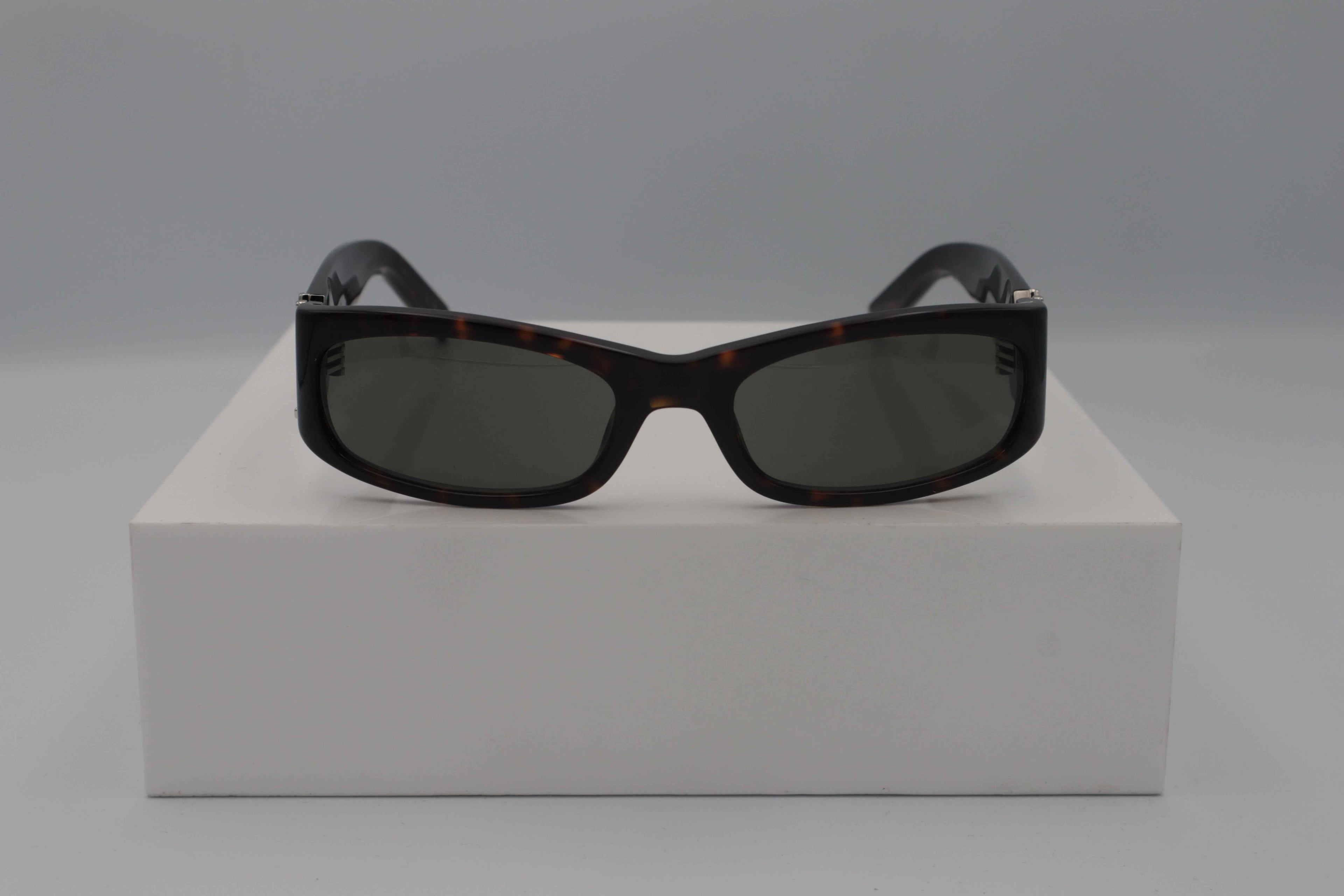 SAINT LAURENT SL M152