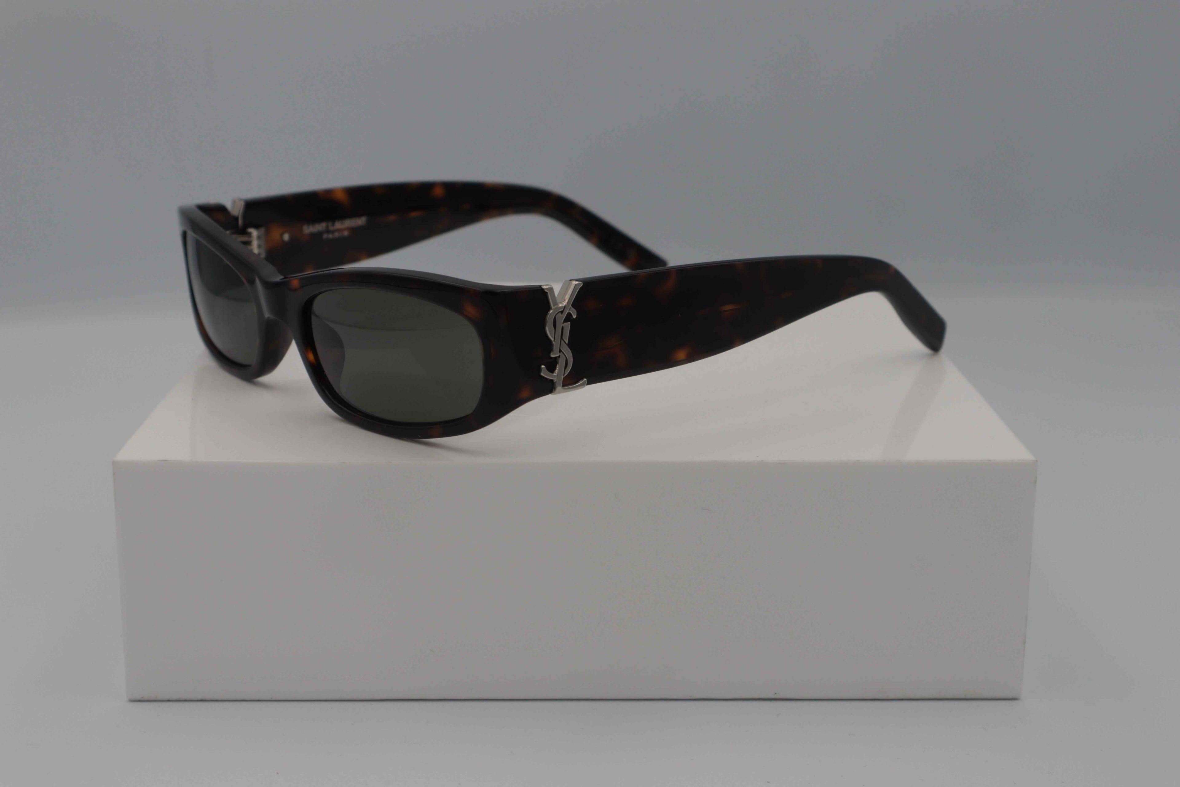 SAINT LAURENT SL M152