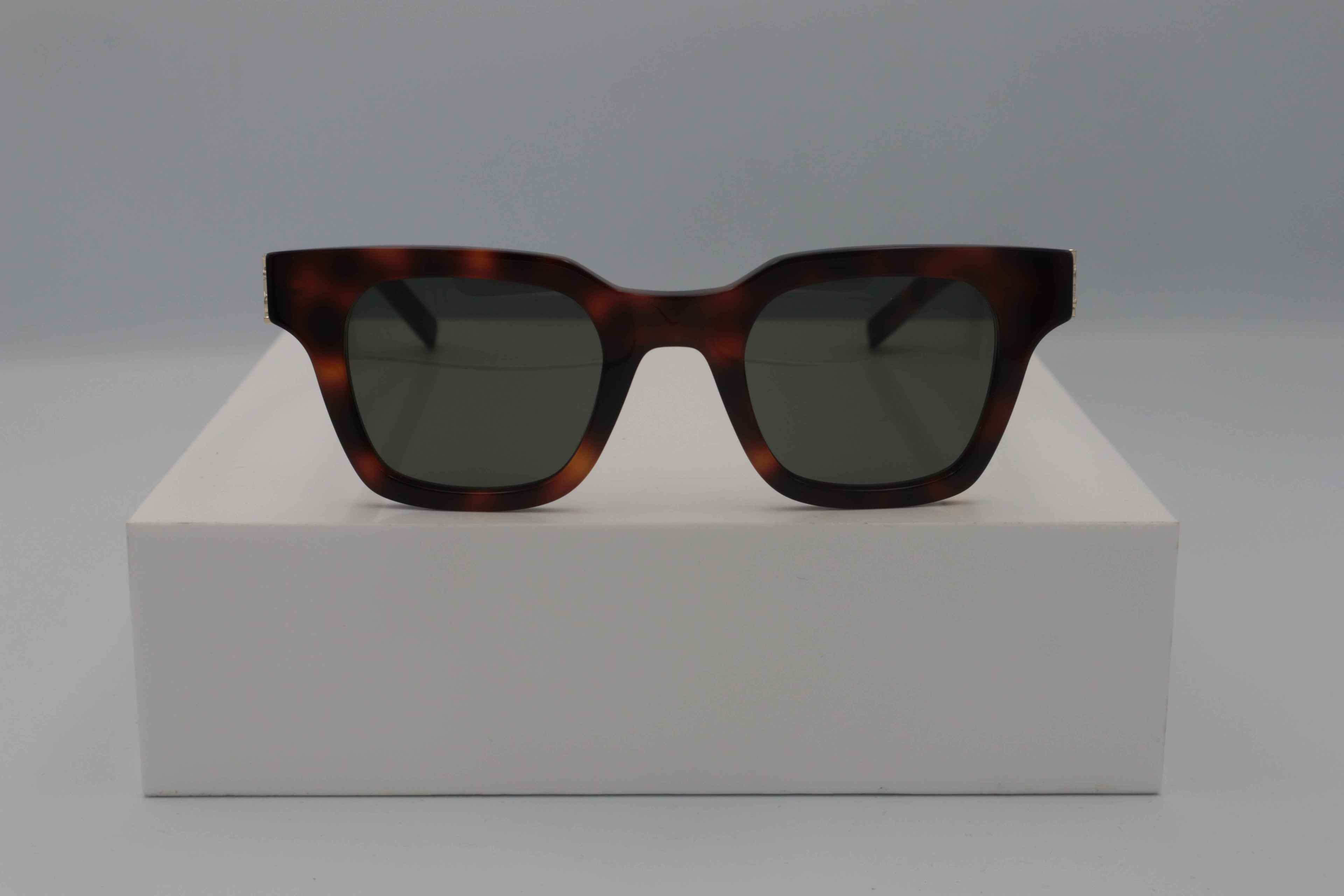 SAINT LAURENT SL M157