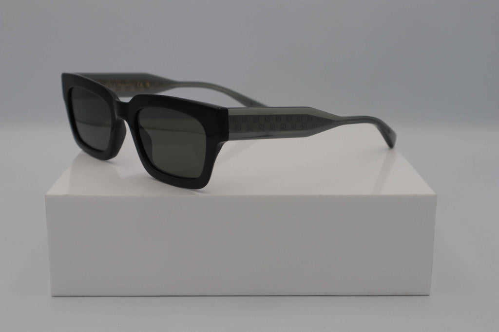 GUCCI GG2069S