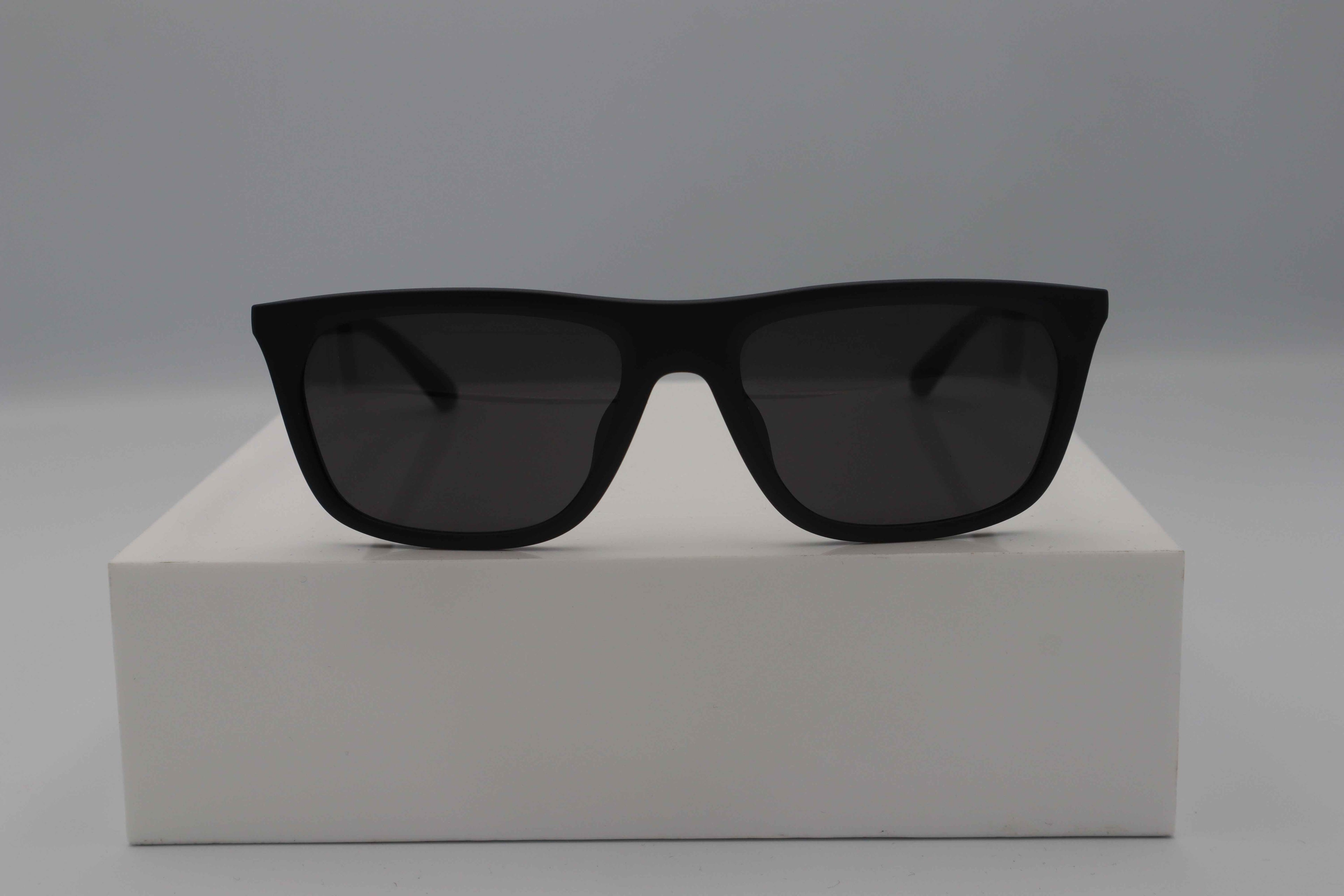EMPORIO ARMANI 0EA4272U