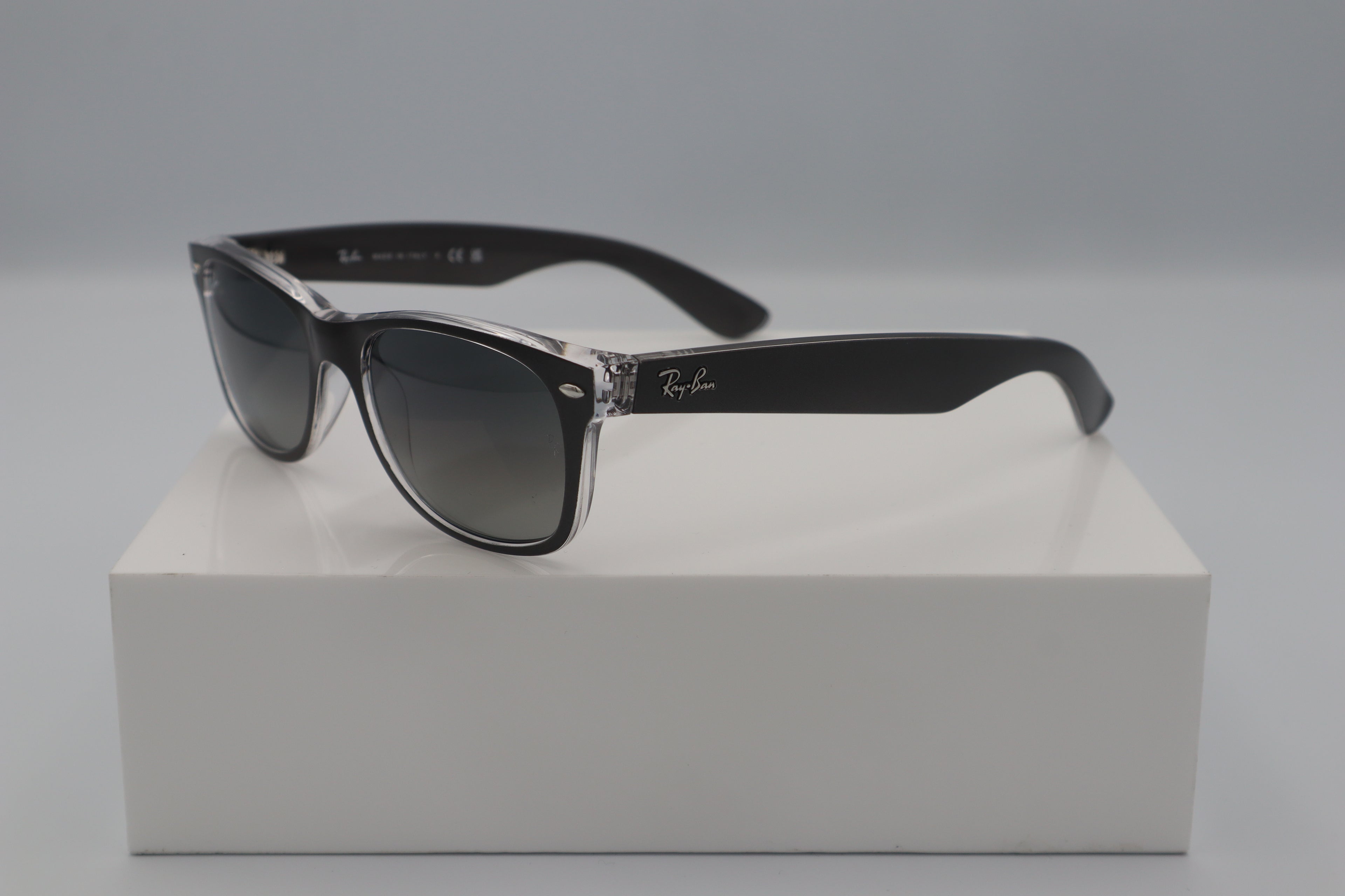 RAYBAN 2132 NEW WAYFARER