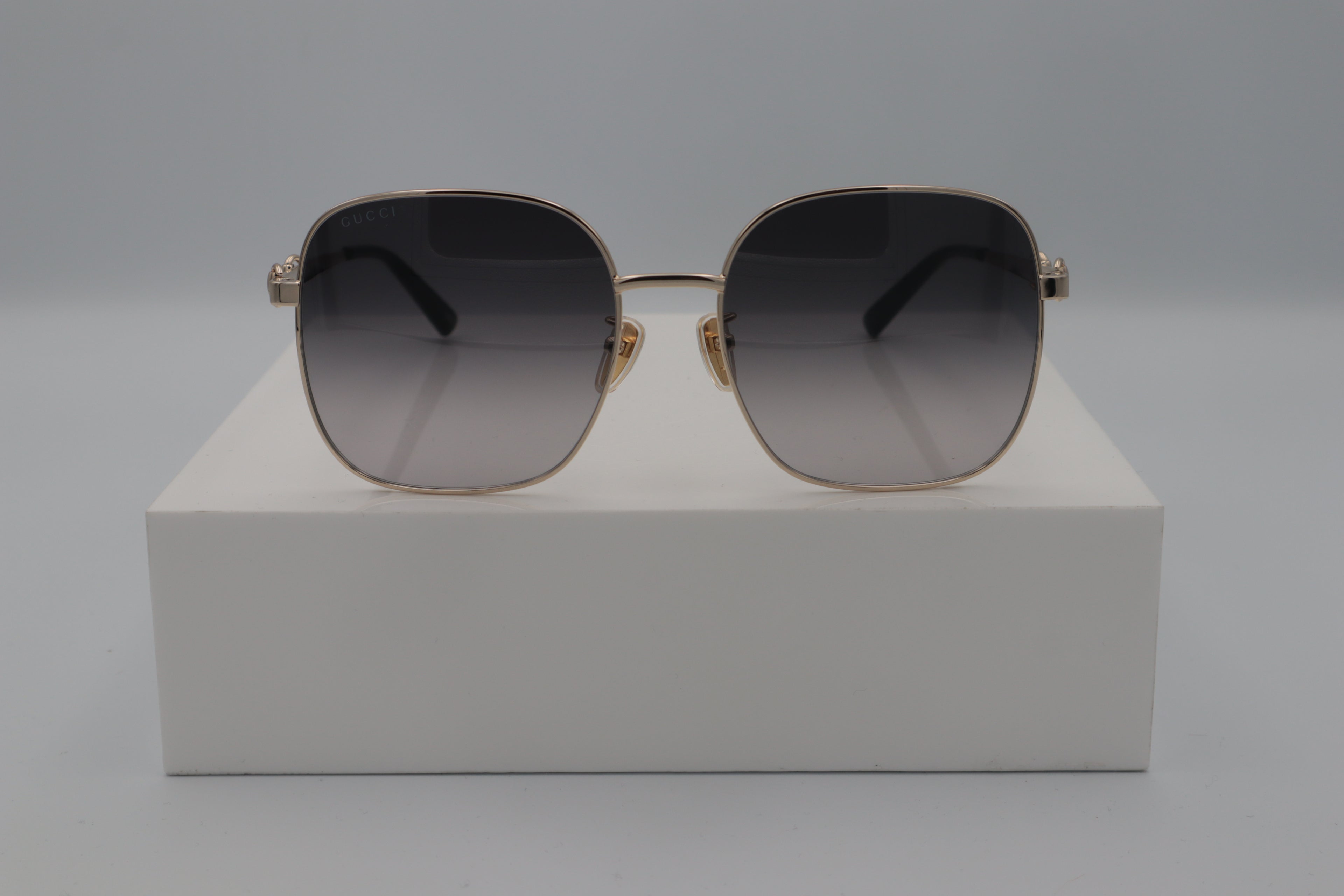 GUCCI GG2053S