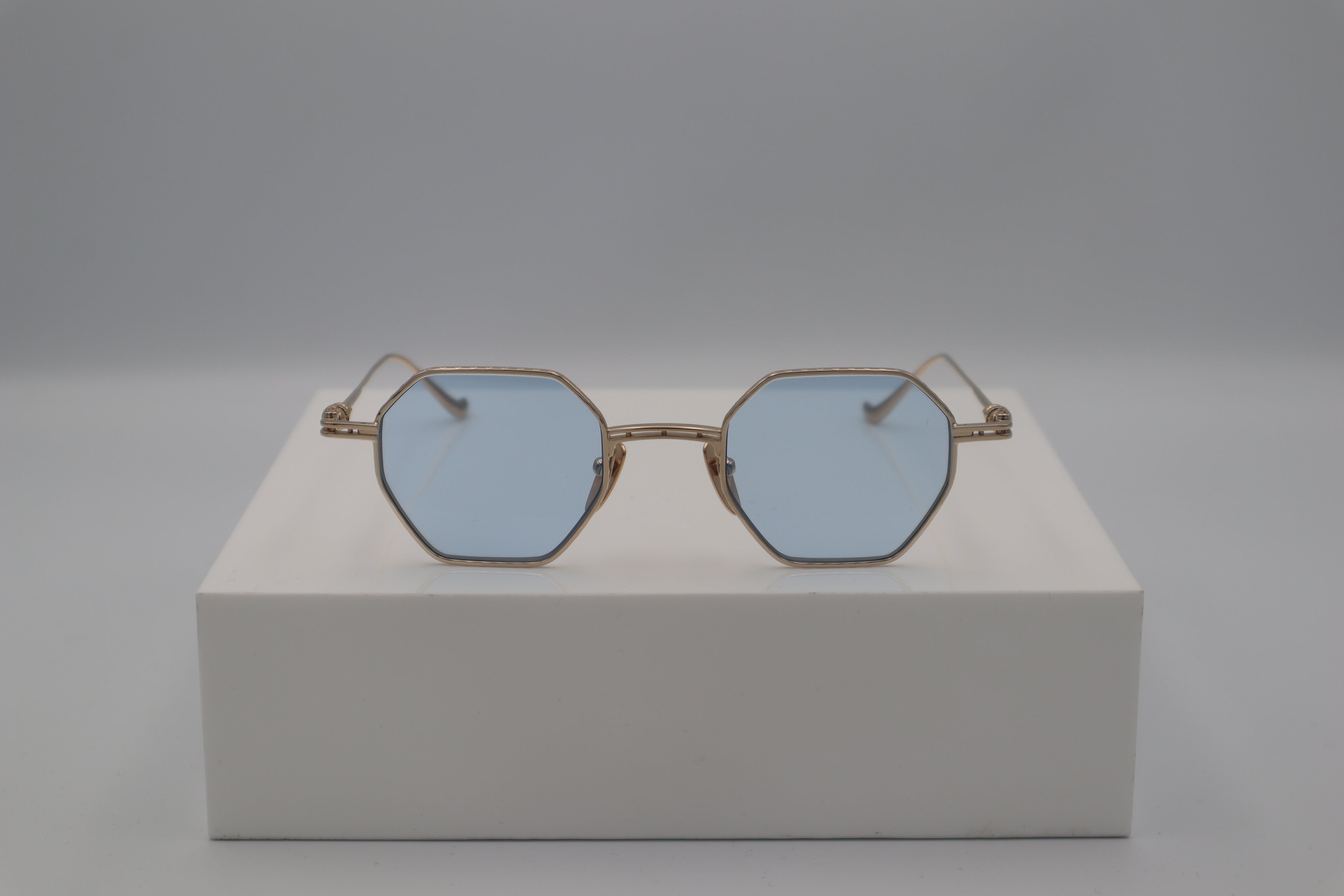 CHROME HEARTS EVACULATION