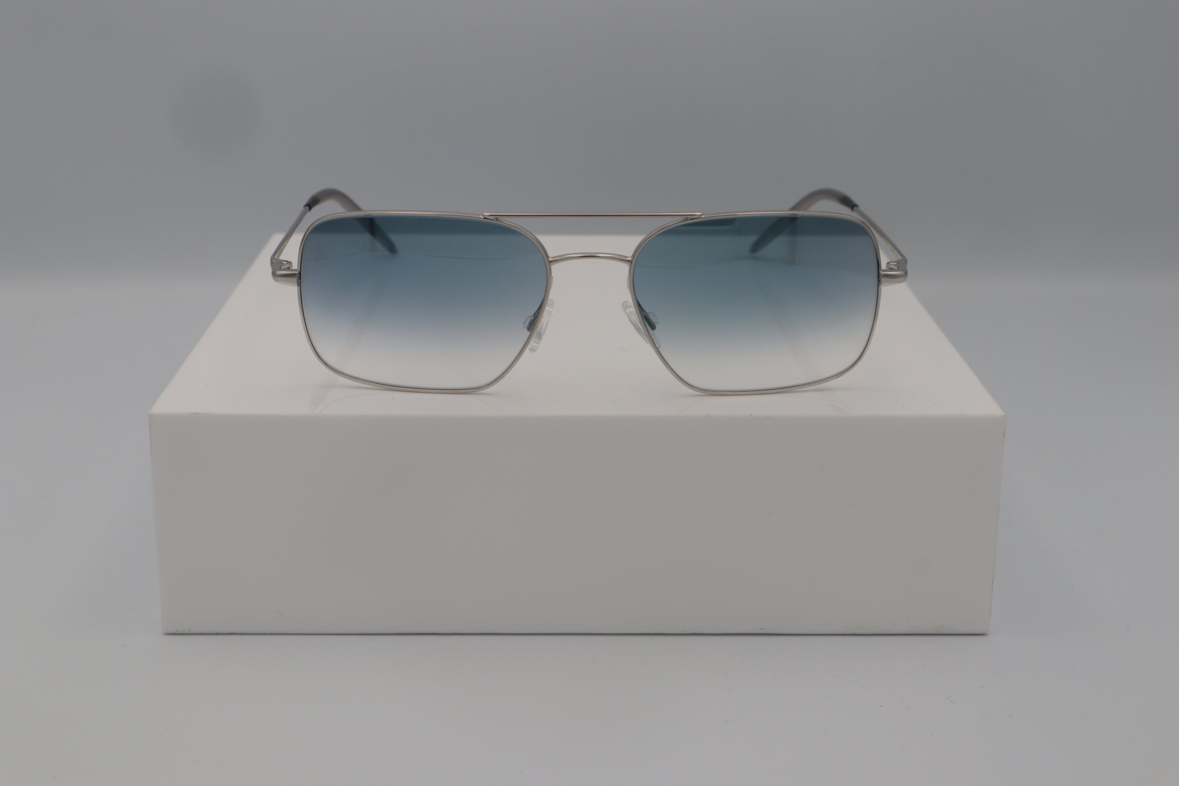 OLIVER PEOPLES VICTORY II 0OV1373S