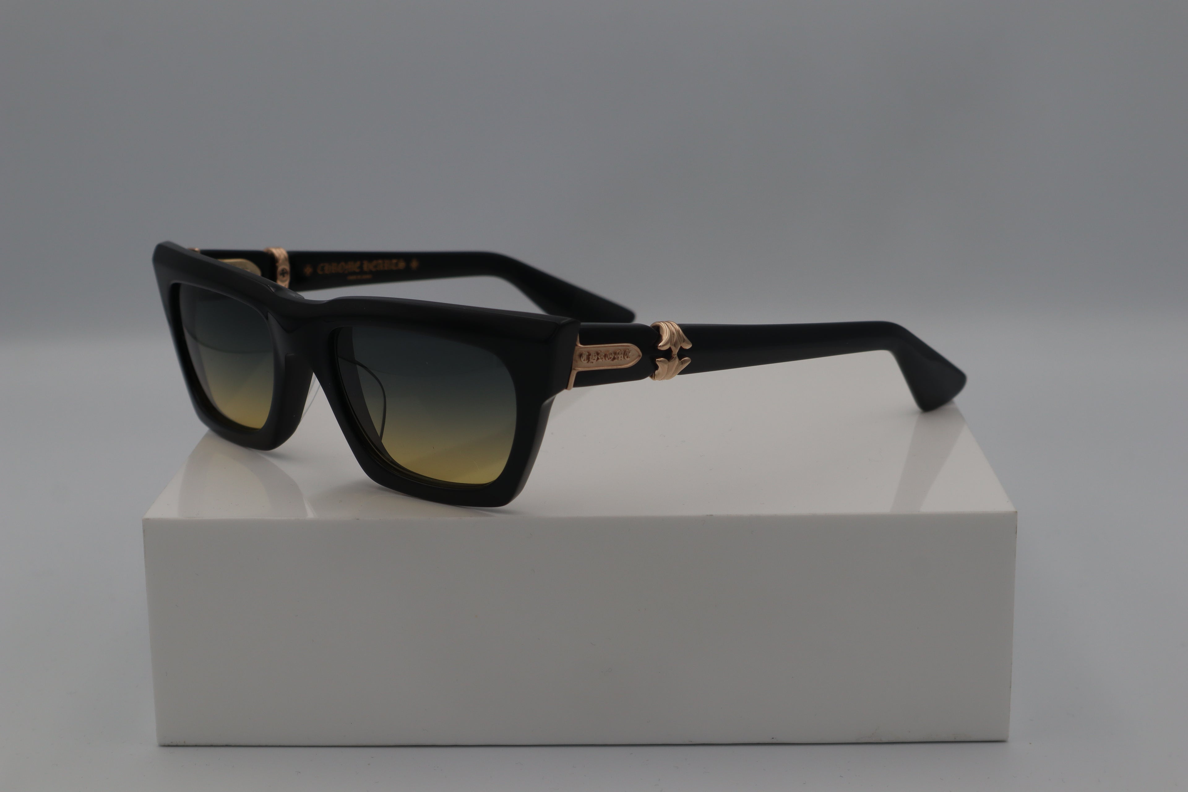 CHROME HEARTS CLITERALLY