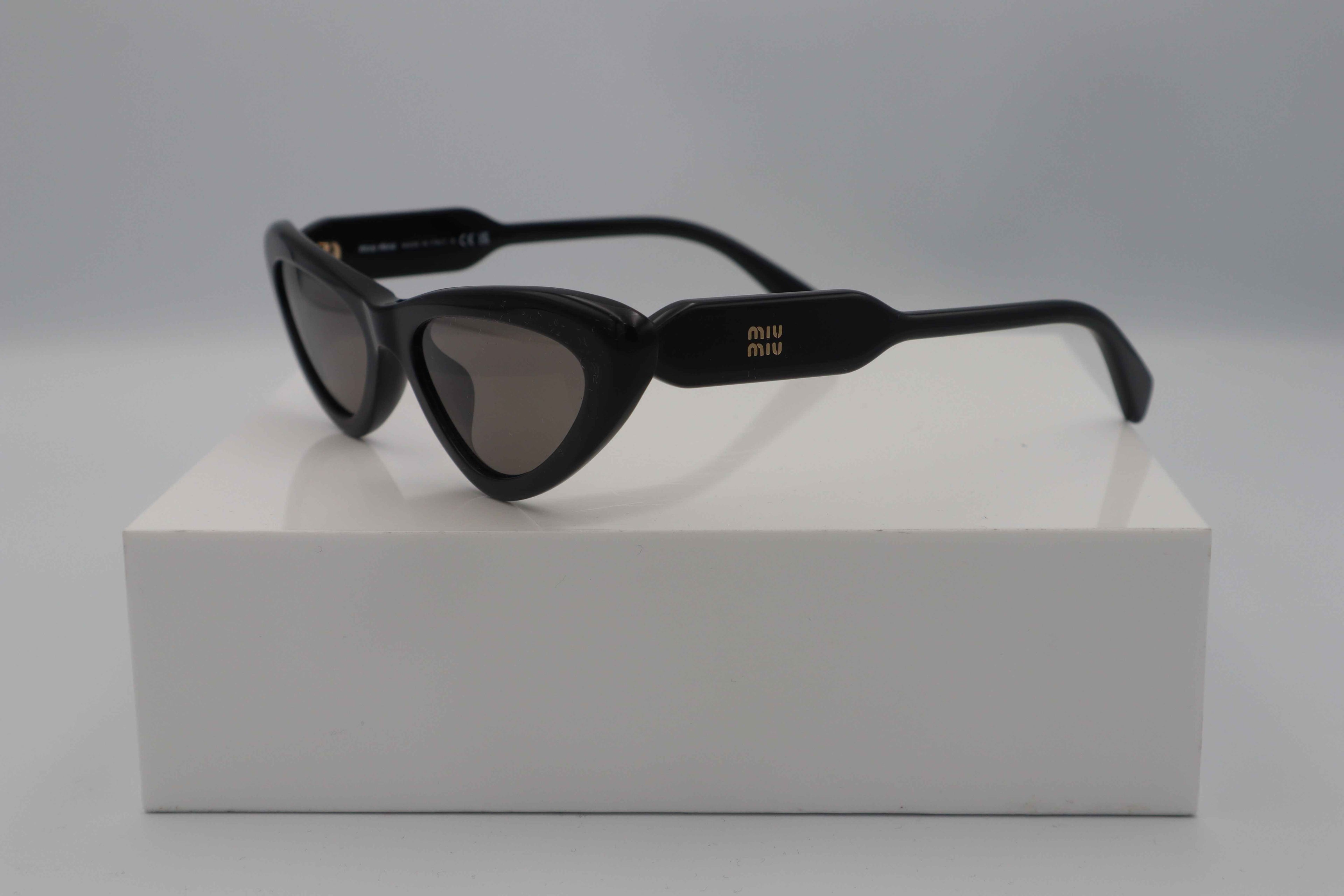 MIUMIU 0MU B11SU