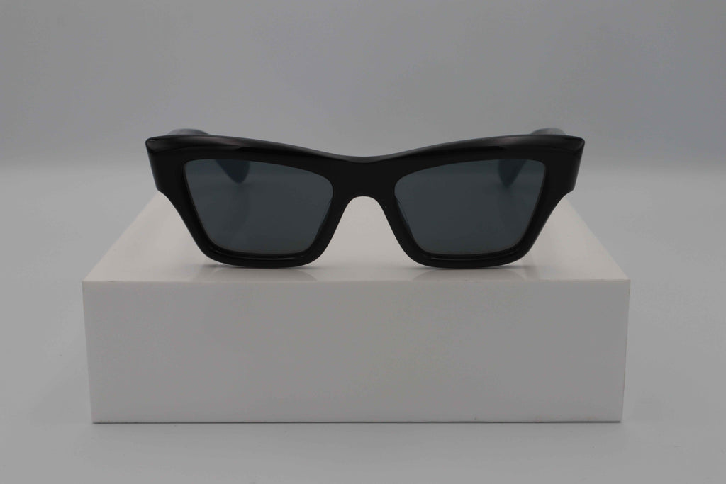 OLIVER PEOPLES EDITION 3 0OV5611SU
