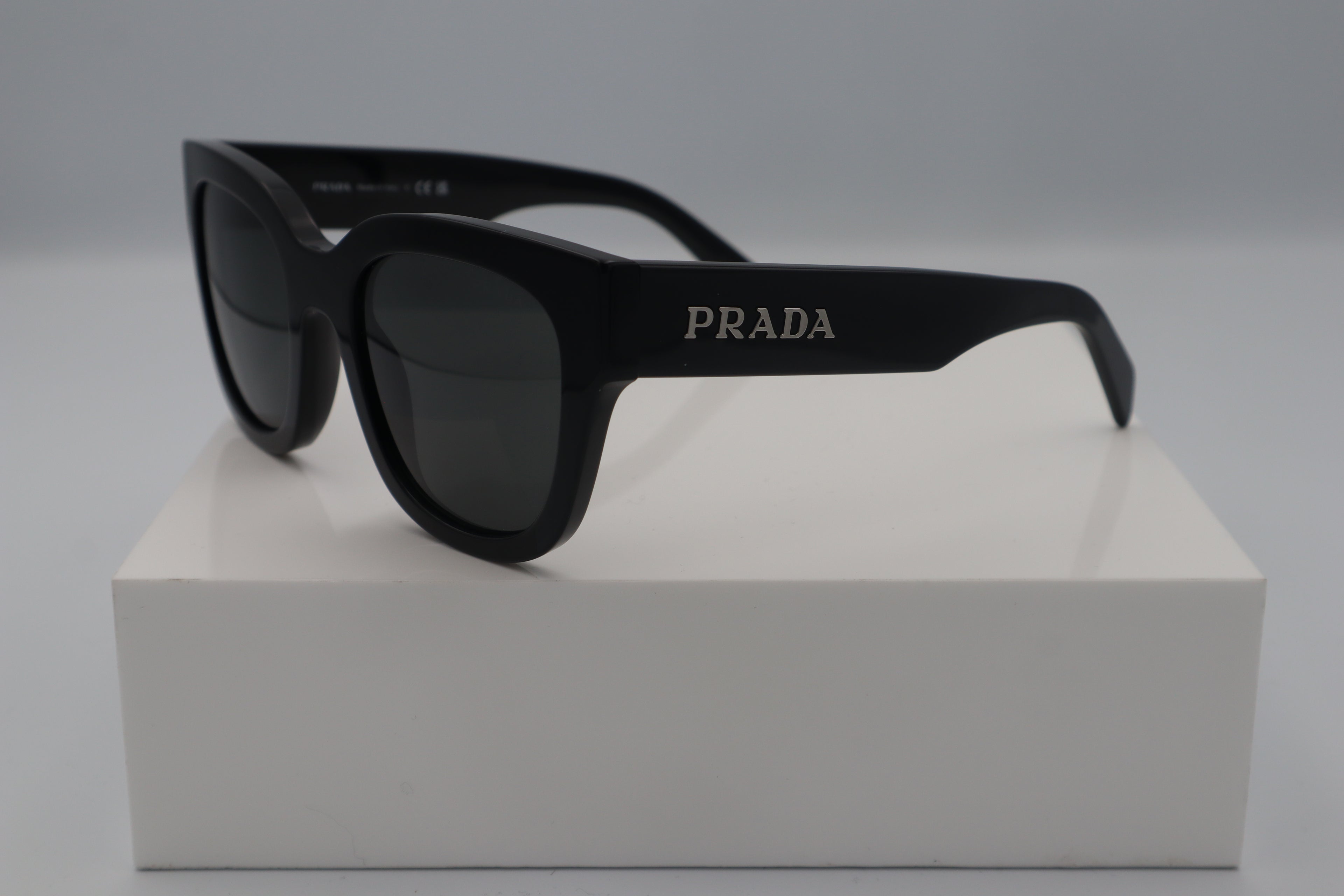PRADA SPR C04