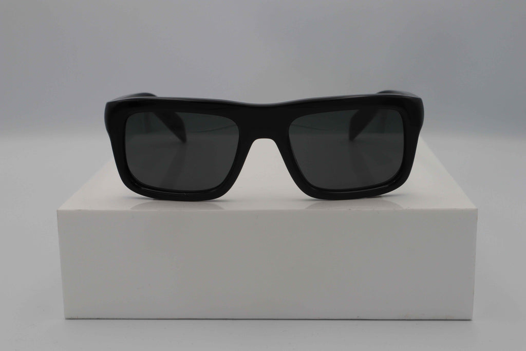 PRADA 0PR D11S