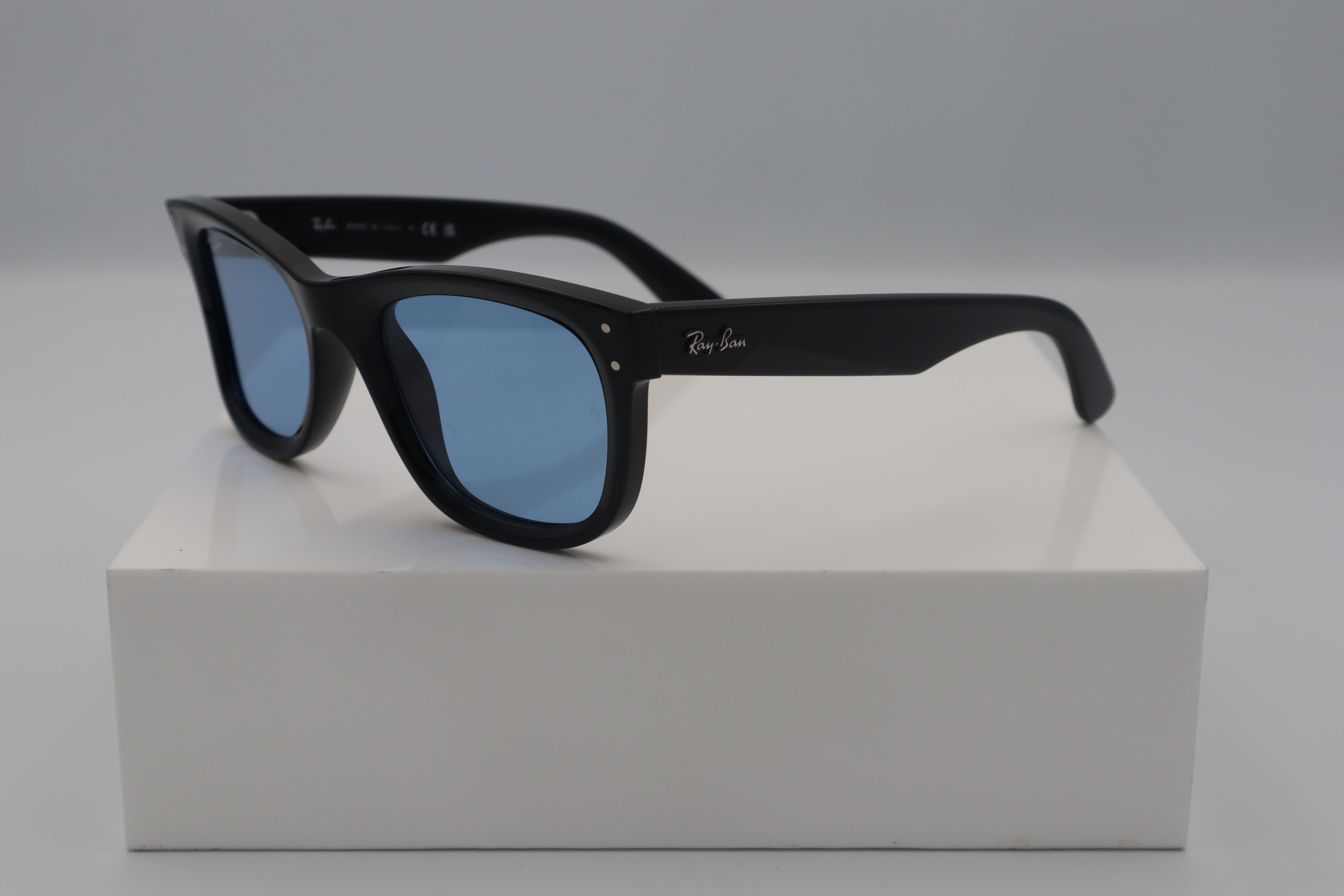 RAYBAN WAYFARER REVERSE RB0502S