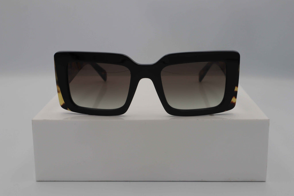 PRADA 0PR D01S