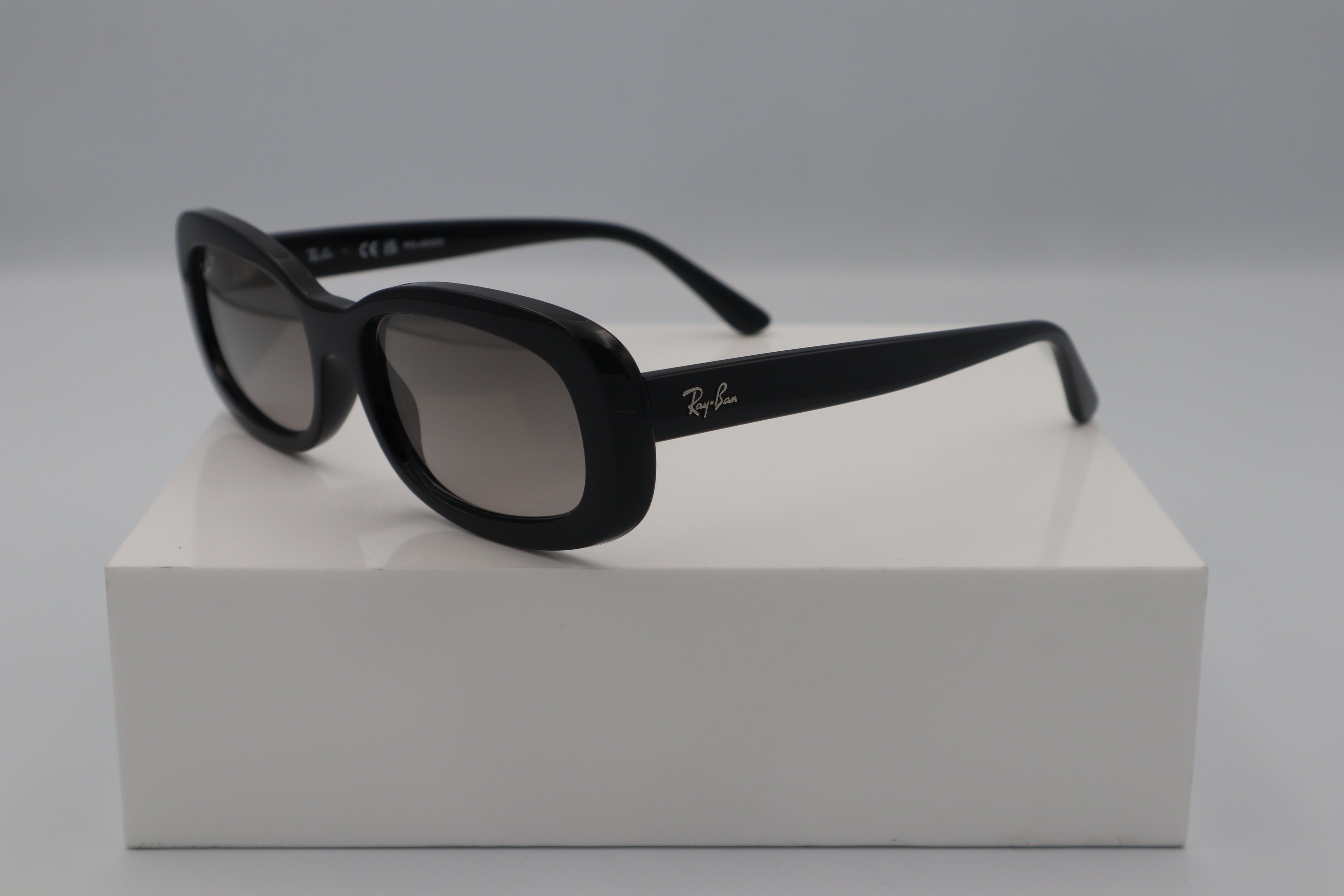 RAYBAN RB2221