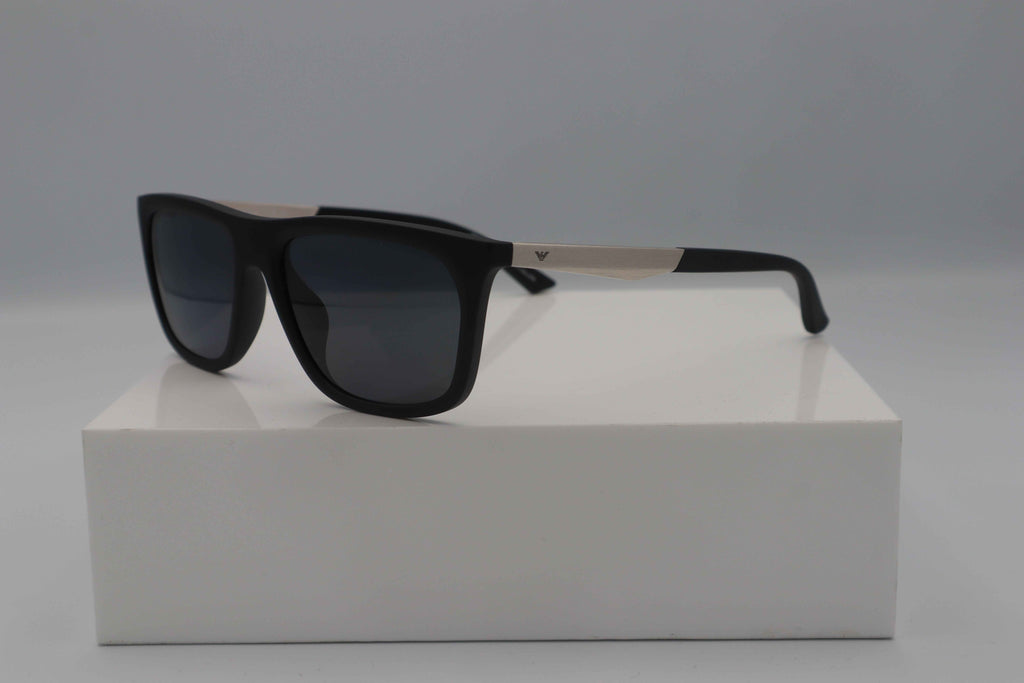 EMPORIO ARMANI 0EA4272U