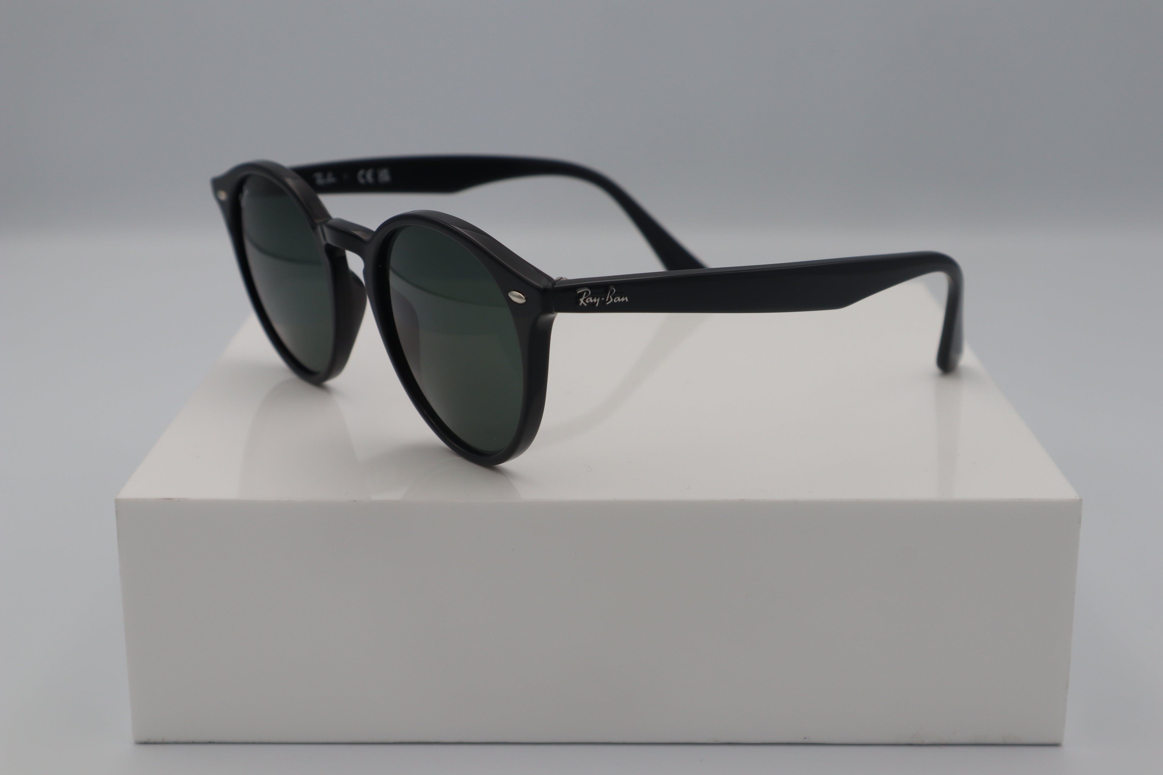 RAYBAN RB2180