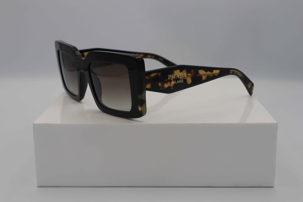 PRADA 0PR D01S