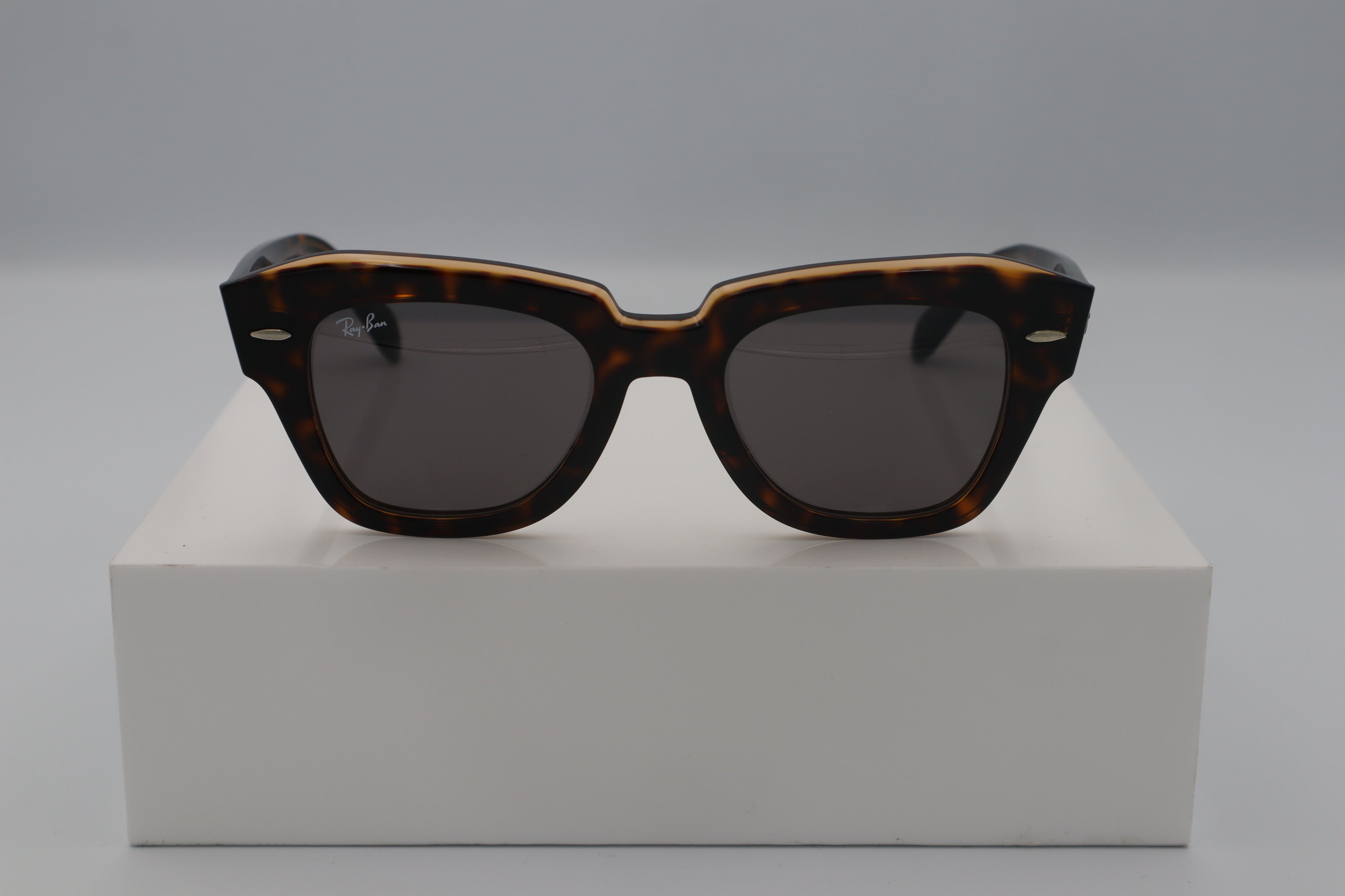 RAYBAN STATE STREET RB2186
