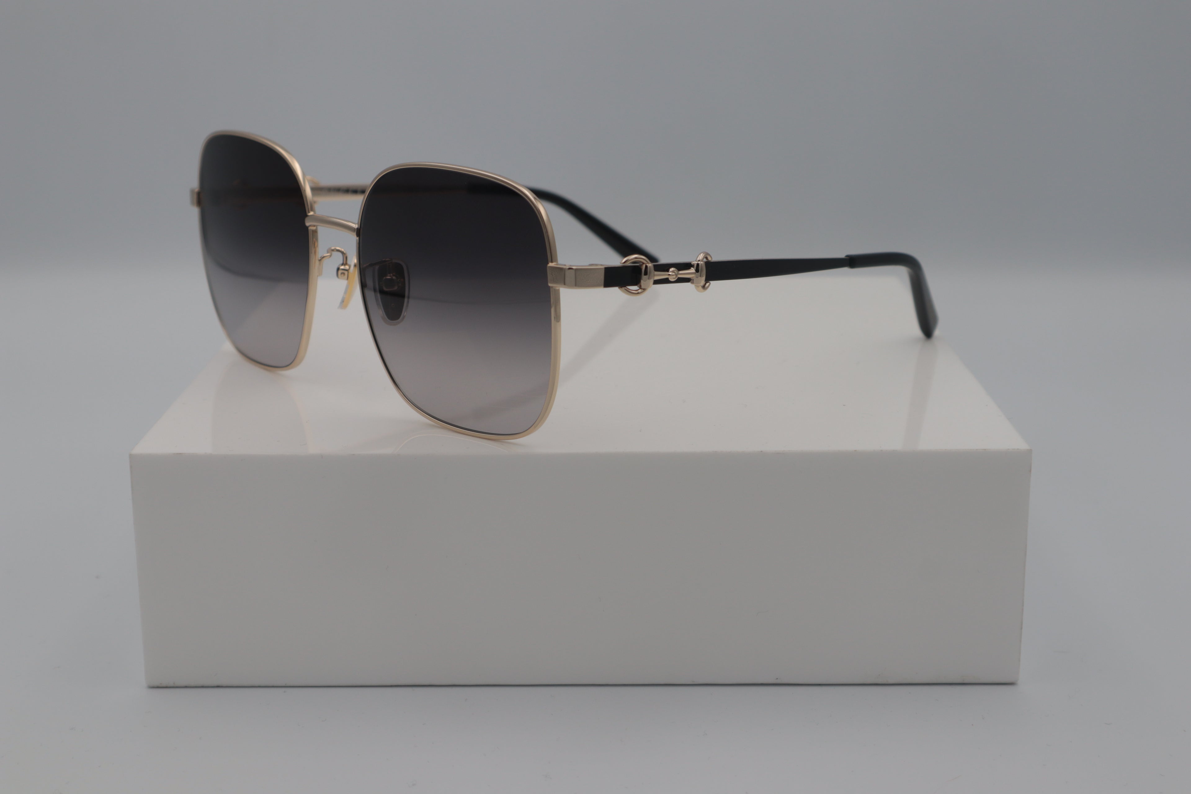 GUCCI GG2053S