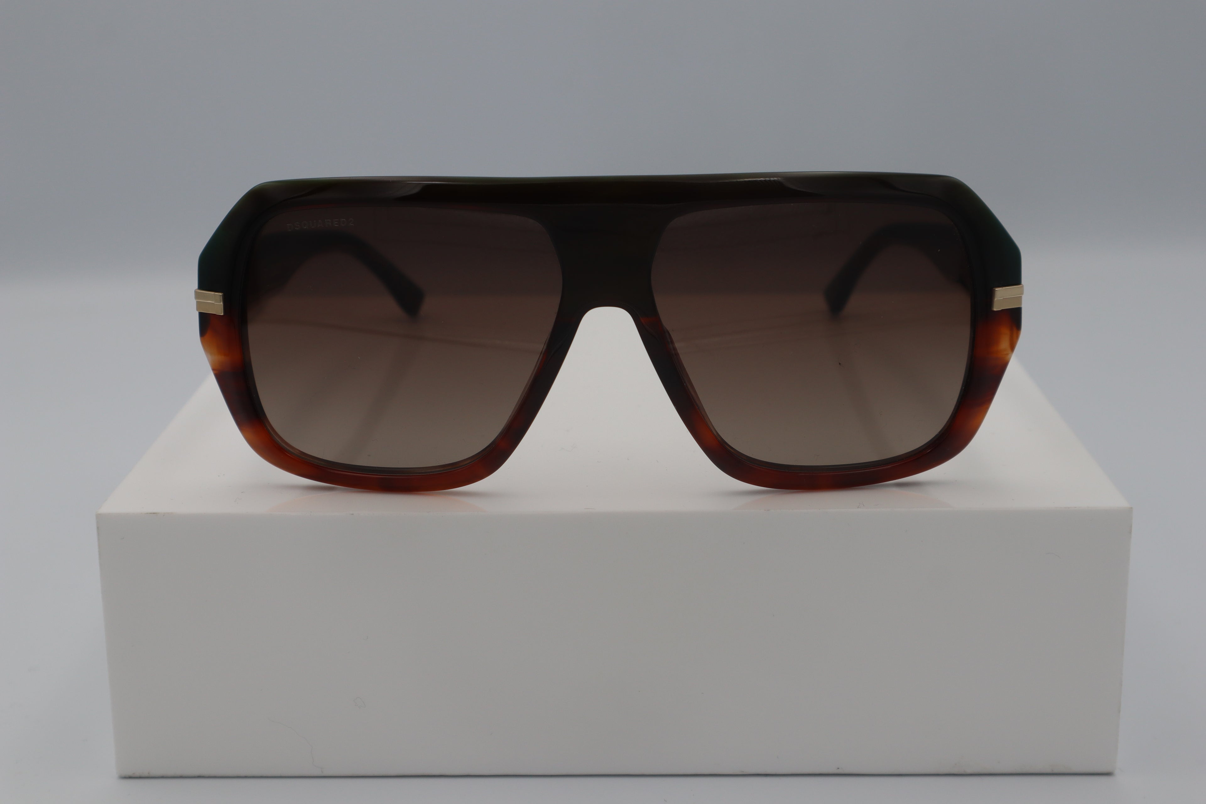 DSQUARED2 D2 0160/S